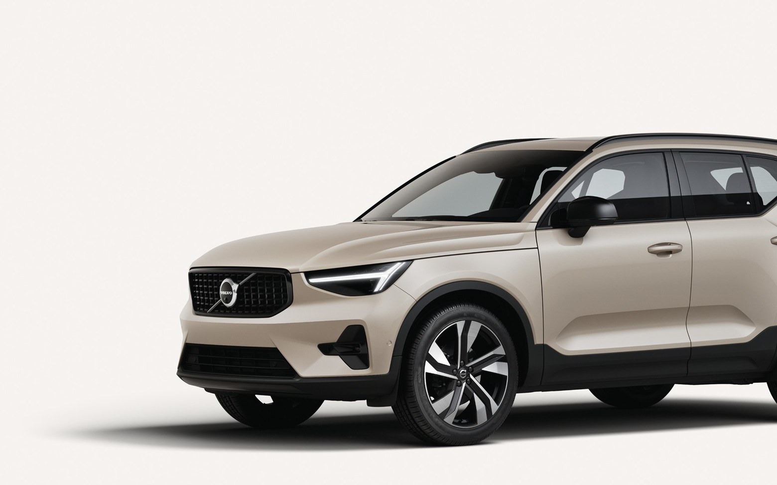 Volvo XC40 front